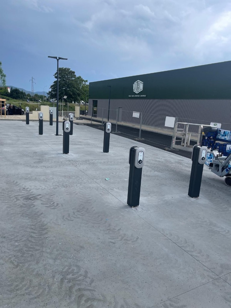 Hôtel BOA — 16 bornes AC 22 kW avec solution de monétisation